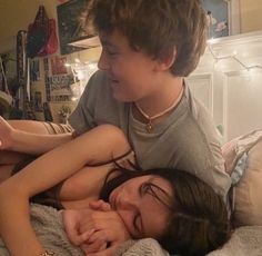 Wow Photo, Teenage Romance, Teenage Love, Cute Relationship Photos, Teen Love, My Kind Of Love, The Love Club, Boyfriend Goals, Cute Couples Photos