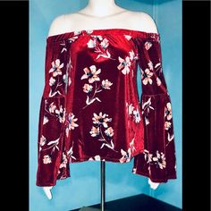 Stunning Crimson Tone Velvet Off Shoulder Top; Mixed White Floral Contrast Print/ Bell Sleeved (Reinforced Elastic Trim Across Shoulders) / Nwot! I’m Accepting Reasonable Offers At This Time And Encourage You To Bundle Your Likes For An Automatic Discount Of 20% Off Your 2 Or More Item Purchase! Fall Off-shoulder Red Tops, Fall Season Red Off-shoulder Tops, Red Off-shoulder Tops For Fall, Fall Floral Print Red Top, Red Floral Print Tops For Fall, Fall Red Floral Print Tops, Red Off-shoulder Blouse For Spring, Red Fitted Tops For Brunch, Fitted Red Tops For Brunch