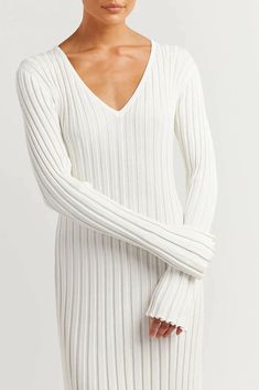 Ribbed knit fabrication Long sleeve midi dress Scoop v neckline Thick rib Adjustable tie at back of waist Main: 65% Viscose. 35% Nylon Unlined Non-sheer. Stretch Flare Long Sleeve, Sweater Dress Women, Knitted Dress, Maxi Knit Dress, Knit Midi, Long Sleeve Midi, Knit Midi Dress, Long Sleeve Midi Dress, Types Of Skirts