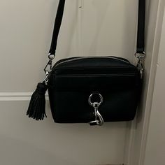 Perfect Condition Rebecca Minkoff Crossbody Bag Rebecca Minkoff Crossbody Bag, Black Bag, Rebecca Minkoff, Crossbody Bags, Crossbody Bag, Bag Lady, Women Shopping, Black, Color