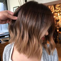 Caramel Hair Color is Trending for Fall—Here Are 15 Stunning Examples to Bring to Your Colorist Caramel Hair Color, Hoof Pick, Caramel Brown Hair, Hair Color Caramel, Brown Hair Balayage, Short Hair Balayage