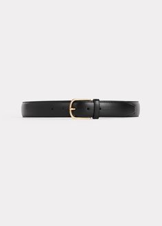 Blurring the lines between feminine and masculine dress codes, TOTEME's newest belt is cut wide for a bold effect. It's crafted in Italy from smooth leather with a matching reverse and a branded gold-tone metal buckle. Use it to add definition to trousers and dresses. Masculine Dress, Feminine And Masculine, Black G, Slimmer Belt, Wide Trousers, Belt Black, Wide Belt, And Dresses, Citizens Of Humanity