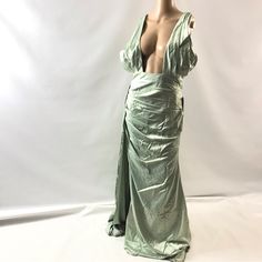 Chicsew Open Gown Green Satin Formal Dress Size 8 Pleated Mermaid Sleeveless New F48 Ep New But Needs Ironed Sleeveless Pre-draped Ruched Evening Dress, Fitted Pre-draped Sleeveless Gown, Fitted Floor-length Sleeveless Wedding Dress, Summer Evening Mermaid Dress With Fitted Bodice, Floor-length Fitted Sleeveless Wedding Dress, Green Sleeveless Evening Dress For Wedding, Green Sleeveless Wedding Evening Dress, Sleeveless Satin Gown, Sleeveless Mermaid Dress With Ruched Bodice For Evening