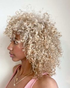 Wolf Cut Curly Hair, Kręcony Bob, Cut Curly Hair, Layered Curly Haircuts, Haircuts 2022, Messy Bob, Medium Length Curly Hair, Hairstyle Hairstyle, Hairstyle Short