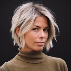 Great Short Haircuts, Short Flirty Hairstyles, Side Parted Pixie Bob, Medium Flippy Hairstyles, Short Bobbed Hair, Edgy Textured Bob, Piecy Bob Haircut Short Hairstyles, Short Shattered Bob, Women’s Short Bob Haircut