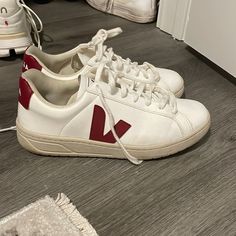 I Got The Wrong Size. So Brand New!! Veja Outfits, Veja Shoes, Red Adidas, Trendy Sneakers, Girl Shoes, Girls Shoes, Red White, Red And White, Cute Outfits