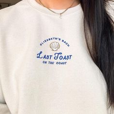 1. 50% Cotton, 50% Polyester Embroidered Sweatshirt 2. True To Size. Classic Fit 3. Size: S -> 4xl Great Gift Idea Bridesmaid Sweatshirts Getting Ready, Bachelorette Sweatshirts, Travel Sweatshirt, Last Toast On The Coast, Toast On The Coast, Custom Sweatshirts, Embroidered Sweatshirt, Branded Sweatshirts, Retro Shirts