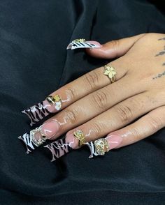 Unique Acrylic Nail Designs, Marvel Nails, Duck Nails, Classy Acrylic Nails