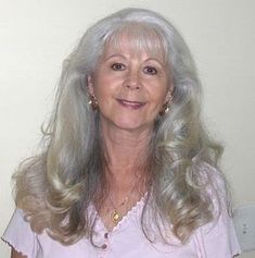 Long Hair Over 40, Makeover Guy, Long Hair Older Women, Long Silver Hair, Hair Cuts 2017, Cut Layers, Granny Hair, Long White Hair, Long Length Hair