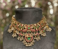 Mango Mala, Gold Haram, Bridal Necklace Designs, Gold Bridal Necklace, Antique Necklaces Design, Gold Jewelry Outfits