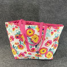 *Nwt Women’s Summer Flower Pattern Print Tote Bag 80% Cotton /20% Polyester Smoke And Pet Free Home Multicolor Floral Print Beach Bag For Travel, Floral Print Tote Shoulder Bag For Vacation, Vacation Floral Print Tote Shoulder Bag, Multicolor Floral Print Vacation Bags, Summer Travel Bags With Floral Print, Summer Floral Print Travel Bags, Multicolor Floral Print Beach Bag, Pink Floral Print Shoulder Bag For Vacation, Casual Floral Print Beach Bag For Travel