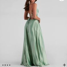 Bought This For My Daughter And She Went With A Different One. Stunning For Prom! Pls Post Questions In Comments. Thanks Glam Formal Dress, Light Green Prom Dress, Long Hoco Dresses, Prom Dress Gold, Sequin Homecoming Dress, Mermaid Style Dress, Prom 2023, Homecoming Outfits, Formal Dresses With Sleeves