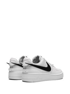 Nike Tenis Air Force 1 Low Phantom De Nike x Ambush - Farfetch Functional Low-top Custom Sneakers For Streetwear, Nike Air Force 1 Modern Streetwear, Modern Custom Sneakers With Contrast Sole For Streetwear, Sporty White Nike Air Force 1 With Rubber Sole, Nike Sporty Platform Sneakers, Nike Sporty Platform Sneakers With Synthetic Material, Nike White Platform Sneakers For Streetwear, Nike Air Force 1 With Rubber Sole For Sports, White Nike Air Force 1 With Rubber Sole