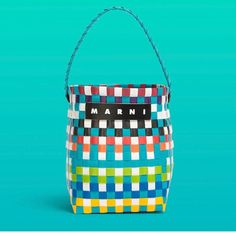 Marni Market Mini Basket Bag. Multicoloured Woven Shopper With Two-Tone Flat Twin Handles. Front Black Leather Tag With Marni Logo. This Item Is Handcrafted And May Present Some Imperfections. Since 2015, Marni Market Presents A Limited Series Of Furniture, Home Accessories And Bags Crafted In Collaboration With Communities Of Colombian Artisans. Marni Market Bag, Marni Market, Mini Basket, Marni Bag, Basket Tote, Trunk Bag, Red Tote, Leather Tag, Small Tote Bag