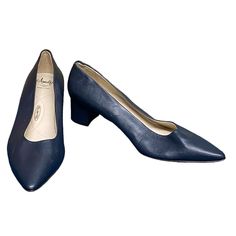 Brand: Amalfi By Rangoni Paco Details: Perfect Every Day Pump! This Shoe Is Meant To Be A Comfortable Pump That Can Be Dressed Up Or Down Depending On The Occasion. Uniquely Larger Size. Pillow Cushion Inside. Color: Navy Blue Materials: Leather Upper, Rubber Sole, Made In Italy Style: Pointed Toe, Heels, Pumps, Block Heel, Business / Work Shoes, Wedding Guest Shoe, All Season Shoes, Normal Width Size: 13 Measurements (Approx.): 2 Inch Heel Condition: Tried On But Never Worn. Does Not Have Tags. Blue Heels For Workwear In Fall, Blue Heels For Work, Classic Blue Heels Medium Width, Classic Blue Heels For Work, Classic Blue Medium Width Heels, Elegant Blue Heels For Fall, Casual Blue Heels For Office, Shoes Wedding Guest, Comfortable Pumps