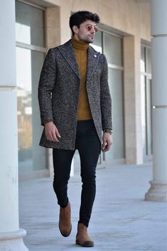 Saponi wool Coat Brown & Khaki-baagr.myshopify.com-Jacket-BOJONI Callum Hood, Mens Turtleneck Outfits, Long Trench Coat Outfit, Turtleneck Outfit Men, Der Gentleman, Men Stylish Dress, Guys Clothing Styles, Mens Winter Coat, Mens Winter