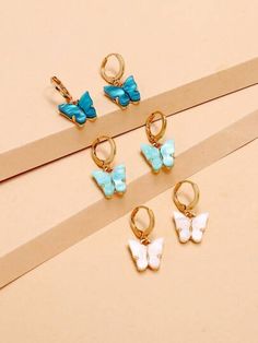 90s Stuff, Earrings Shein, Jewellery Photography, Chubby Fashion, White Gold Hoops, Art Landscapes, Ig Feed, Jewelry Fashion Trends, Butterfly Charm