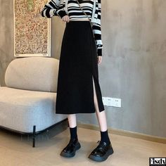 Fisdy - High-waisted Split Design Midi Skirt - Elegant and Stylish Casual Pencil Skirt Black Bodycon Skirt, Casual Maxi Skirt, Long Skirt Casual, Midi Skirt Casual, Pencil Skirt Casual, Bodycon Casual, Hip Style, Skirts Midi High Waisted, Bodycon Skirt