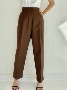 Brown Trousers, Vintage Trousers, Tapered Trousers, Straight Leg Trousers, Womens Clothing Stores, Outfit Goals, Lifestyle Shop, Trousers Women, Clothing Store