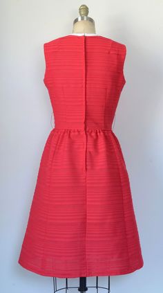 Vintage 1960s-70s 'zap' Sleeveless Red Dress With White Piping Small-medium - Etsy Norway Red A-line Mod Dress, Red Sleeveless Mod Dress, Sleeveless Red Dress, Vintage 1960s, Piping, Norway, Red Dress, 1960s, Ships