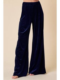 VELVET WIDE LEG PANTS -ELASTIC WAIST MODEL IS 5'8 AND IS WEARING A SIZE SMALL Velvet Wide Leg Pants, Flair Pants, Velvet Clothes, Velvet Trousers, Pants Elastic Waist, Summer Sweaters, Navy Velvet, Pants Large, Velvet Pants