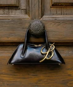 Look Formal, Mode Inspiration, Vintage Bags, No. 2, A Black