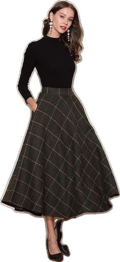 Winter Long Pleated Dress, Winter Dress With Long Pleated Skirt, Elegant Fitted Plaid Skirt, Long Lined Skirt Dress For Fall, Fall Long Skirt Lined Dress, Fitted Green Maxi Skirt For Winter, Green Fitted Maxi Skirt For Winter, Elegant Plaid Winter Skirt, Fitted Full Skirt In Plaid