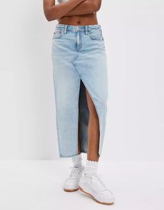 AE Low-Rise Denim Maxi Skirt Cheap Trendy Denim Skirt, Hean Skirt Fall, Long Jean Skirt Outfits, Long Jean Skirt, Wardrobe Consultant, Long Denim Skirt, Denim Maxi, Denim Skirt Women, Denim Maxi Skirt