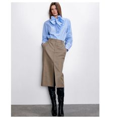 High-Waist Front Pockets Belt Loops At The Waist Front Vent At The Hem Hidden Zip, Metal Hook And Inside Button Fastening Composition: 65% Polyester, 32% Viscose, 3% Elastane Measurements (When Laid Flat): Waist - 37 Cm Hips - 47 Cm Full Length - 80 Cm 3068/040 Boxta2(L) Casual Office Skirt For Fall, Casual Fall Office Skirt, Casual Office Skirt For Fall Season, Office Lady Spring Skirt, Spring Office Lady Skirt, Fall Office Skirt, Winter Office Bottoms With Button Closure, Casual Office Wear Skirt, Buttoned Skirt For Office In Fall