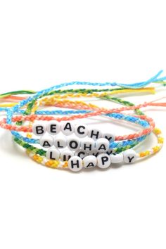 Braided summer bracelets in bright colors. Add your favorite summer quote to create your Bracelet stack at jaycimay.com          #summertime #beachy #aloha #happiness #bracelets #summer2019 Bestie Bracelets, Bracelets For Summer, Bracelets Beach, Bracelets Stack, Summer Quote