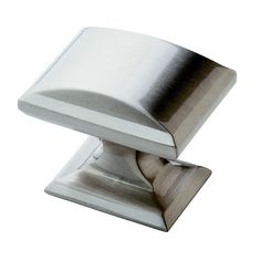 an image of a metal door handle