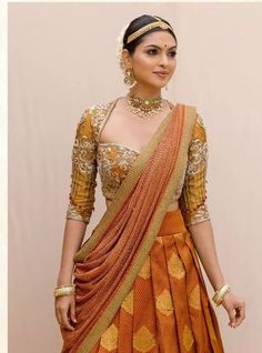 Broad Front Neck Blouse Designs, Lehanga Blouses Designs Traditional, Trendy Outfit Ideas, Latest Model Blouse Designs, Fashionable Saree Blouse Designs, Blouse Design Images, Wedding Blouse Designs