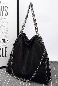 EDRA - HOBO TOTE BAG - 15 X 15 1/2 / Black-Silver Strap