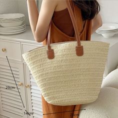 Portrait of a picture displaying Woven Paper Beach Bag product. Straw Handbags Summer, Beach Shopping, Workout Bags, Straw Handbags, Swimming Bag, Bag Summer, Bags Luxury, Handmade Handbags, Tote Pattern