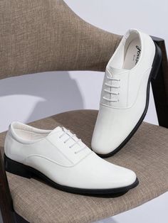 AMY9060-blanco  Collar    Zapatos Oxford y Derby Embellished White Mens Shoes Formal, White Dress Shoes Men, Men's Tuxedo, Tuxedo Shoes, Black Oxford Shoes, Shoes Formal, Groom Shoes, White Dress Shoes, Men's Dress Shoes