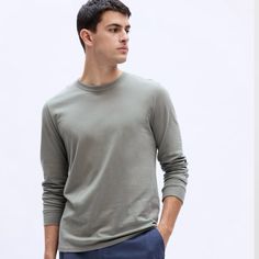 Straight, Easy Fit. Hits At The Hip. Soft Jersey Knit. Long Sleeves With Banded Cuffs. Crewneck. 100% Cotton. Size Large Gary Gap Everyday Crew Neck T-shirt, Gap Relaxed Fit Cotton Sweater, Gap Cotton Relaxed Fit Sweater, Gap Cotton Sweater With Relaxed Fit, Gap Cotton Sweater In Relaxed Fit, Gap Cotton Crew Neck Sweatshirt, Casual T-shirt With Ribbed Cuffs For Everyday, Casual Everyday T-shirt With Ribbed Cuffs, Casual Gap Tops With Ribbed Cuffs