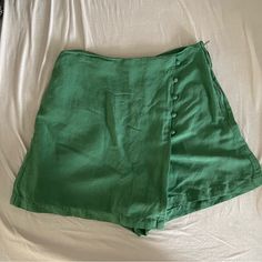 Zara Green Mini Skirt Skort Size Small, Linen-Y Feel, Super Cute, New Without Tags. I Never Got To Wear These Green Mini Skirt, Zara Shorts, Skorts, Mini Skirt, Mini Skirts, Super Cute, Zara, Size Small, Womens Shorts