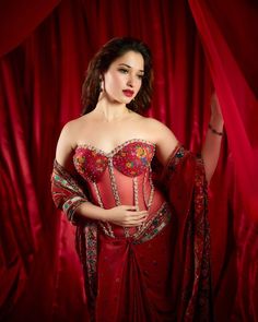 Rock The Stunning Corset Saree Trend Like The Bollywood Divas! - ShaadiWish