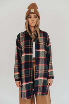 _A7A6186_WEB Trendy Plaid Cotton Outerwear, Casual Cotton Winter Shacket, Cozy Everyday Shacket For Fall, Cozy Everyday Fall Shacket, Casual Fall Shacket For Cold Weather, Fall Plaid Cotton Shacket, Long Sleeve Flannel Shirt With Pockets For Fall, Fall Long Sleeve Flannel Shirt With Pockets, Cozy Plaid Winter Outerwear