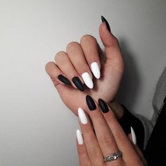 Minimalist Nails White And Black, Black And White Almond Nails Simple, Black And White Gel Nails Ideas, Black Nail Designs Easy, Black And White Nails Inspiration, Basic Nail Inspiration, One Hand Black One Hand White Nails, Black And White Nail Ideas Simple, Goth Nails Almond