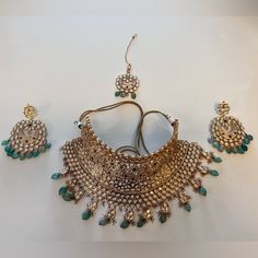 Worn Once For My Wedding In 2021. Good Condition. One Bead Missing From The Necklace But Is Mostly Unnoticeable Desi Jewelry, Brothers Wedding, Indian Wedding Jewelry Sets, Wedding Jewelry Set, The Necklace, Indian Wedding Jewelry, Wedding Jewelry Sets, My Wedding, Indian Wedding