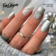 Click here to view more Fofosbeauty Press On Nails at lower price! Limited Edition Christmas Design Nails Decoration are here, with glossy extra-long stiletto shaped nails! Spare yourself a schlep to the salon with DIY false nails that also save you time and money. Wickedly chic one-of-a-kind manicures will make you look spellbindingly beautiful in a snap. Created exclusively for Fofosbeauty by top professional nail artists and social influencers, you wont find these styles anywhere else. Fofosbeauty false nails for you feature a delightfully devilish array of Christmas styles. Shop stunning solid nail polish colors, glossy, matte, 3D and glow-in-the-dark finishes, all with the spookiest themed designs ever seen. These trendsetting nails are so easy to glue on  your nails will look bewitch Kutek Disney, Winter Designs, Stunning Nails, Her Nails, Snowflake Nails, White Nail, Xmas Nails, Stick On Nails, Manicure E Pedicure