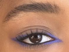 Colored Eyeliner Looks, Maquillage On Fleek, Flot Makeup, Makijaż Smokey Eye, Eye Makeup Designs, Colored Eyeliner