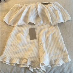 Beige And White Striped Zara Set Nwt Top- Medium Shorts- Small Will Sell Separately! Make An Offer Tweed Romper, Peplum Jumpsuits, Zara Set, Striped Set, Flowy Jumpsuit, Skort Dress, White Skort, Floral Print Jumpsuit, Zara Jumpsuit