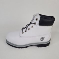 Boots For Streetwear With Round Toe, White Outdoor Boots With Reinforced Toe, White Insulated Leather Boots, Outdoor White Boots With Reinforced Toe, Insulated White Leather Boots, Casual White High-top Waterproof Boots, Casual White Waterproof Boots With Round Toe, White Leather Waterproof Boots With Round Toe, Casual White Waterproof Boots