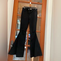 Brand New Black High Waisted Jeans With A Western Flare Leg And Subtle Distressing Around The Knees. Comfortable Stretch Fit, But They Never Lose Shape. Never Worn, Size M (6-8) Black High Waisted Jeans, High Waisted Black Jeans, High Waisted Jeans, Distressed Jeans, Flare Jeans, New Black, Jeans Size, Women Jeans, Wide Leg