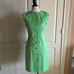 Size 2 Lovely Detail Great Buttons Never Worn Classic Green Spring Dress, Classic Green Cotton Dress, Green Cotton Mini Dress For Work, Classic Green Dress With Buttons, Classic Green Dress With Button Closure, Buttoned Sheath Dress For Spring, Spring Sheath Dress With Buttons, Sheath Dress With Buttons For Spring, Womens Worth