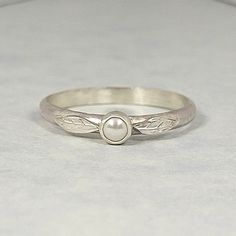 sterling silver pearl leaf ring Simple Rings Silver Engagement, Natural Stone Engagement Ring Silver, Alternative Silver Engagement Rings, Simple Ring Silver, Vintage Wedding Rings Antique Silver, Dainty Silver Wedding Ring, Silver Engagement Rings Simple Unique, Unique Wedding Ring Silver, Boho Engagement Ring Silver