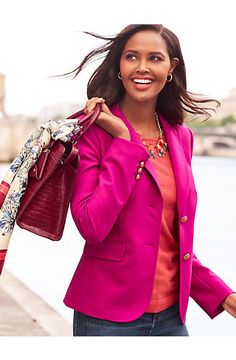 Pink Shoes Outfit, Talbots Outfits, Blazer Outfits Casual, Outfit Primavera, Modern Classic Style, Statement Bag, Classic Blazer, Classic Style Women