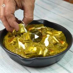 ढाबा स्टाइल पालक पनीर बनाने का आसान तरीका | Dhaba Style Palak Paneer Recipe | Palak paneer | ढाबा स्टाइल पालक पनीर बनाने का आसान तरीका | Dhaba Style Palak Paneer Recipe | Palak paneer 
#palakpaneer | By Honest Kitchen | Facebook